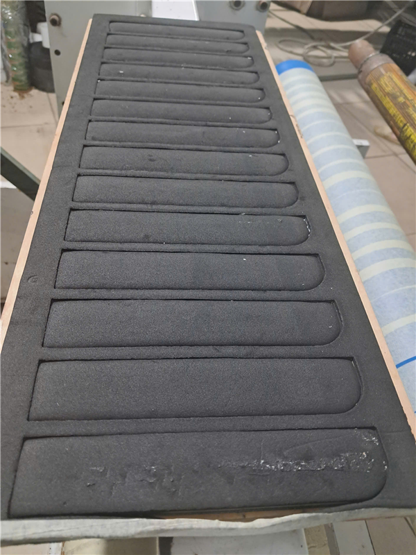 Xốp eva một mặt dính dán khuôn bế 